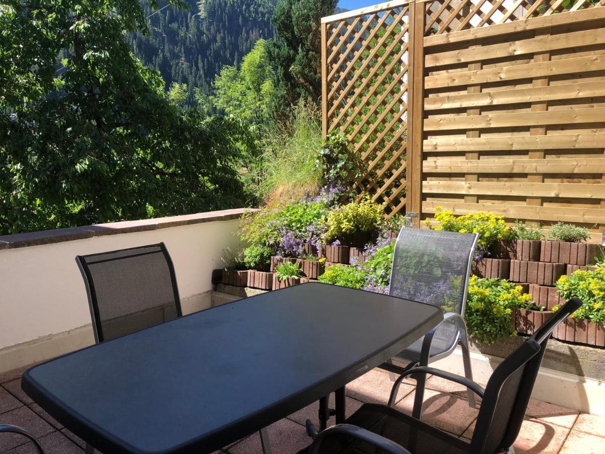 Hotel Garni Central - Zimmer - Studios - Apartments Kappl  Exterior foto